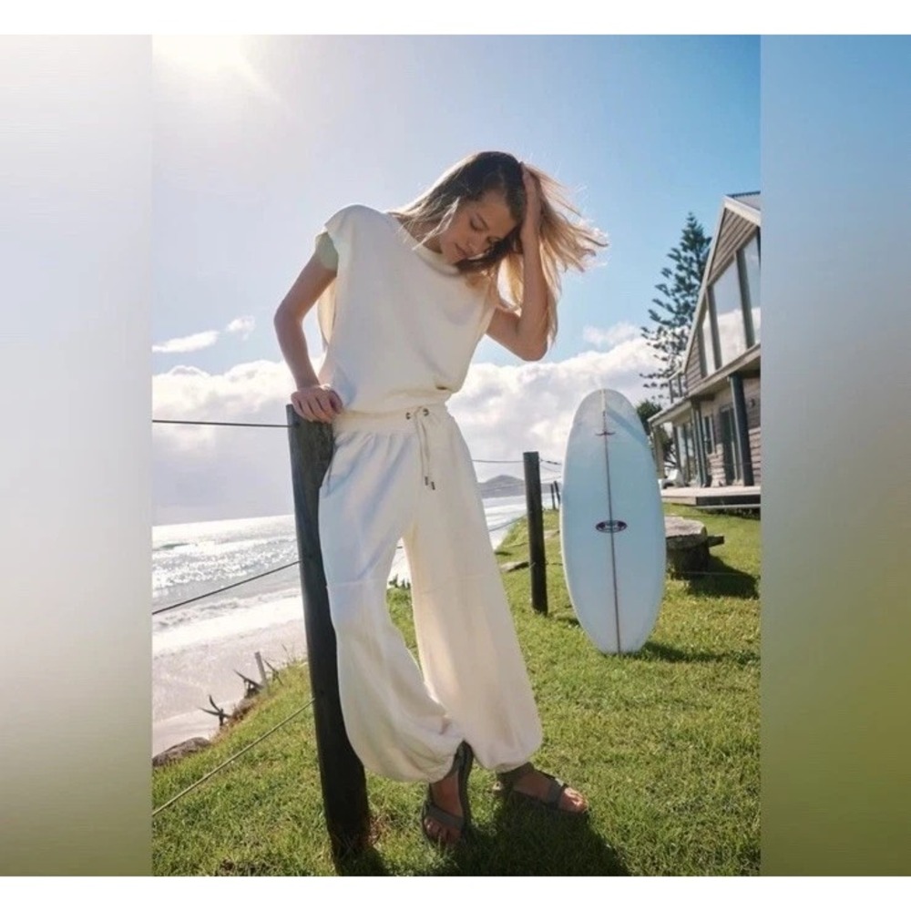 Free People Movement Throw And Go Jumpsuit SM One Piece Ivory Sweats‎ oversized - Picture 3 of 16